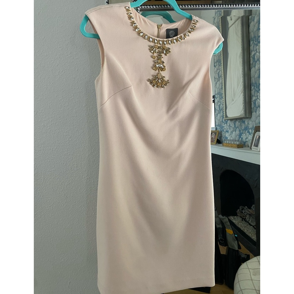 Vince Camuto Size 2 pale pink sheath dress